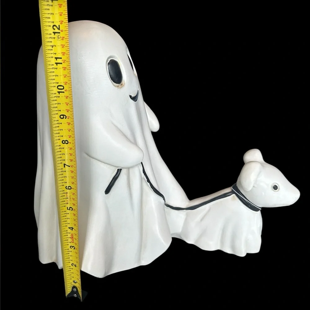 NWT Viral Ghost Figurine with Ghost Dog (Medium)
